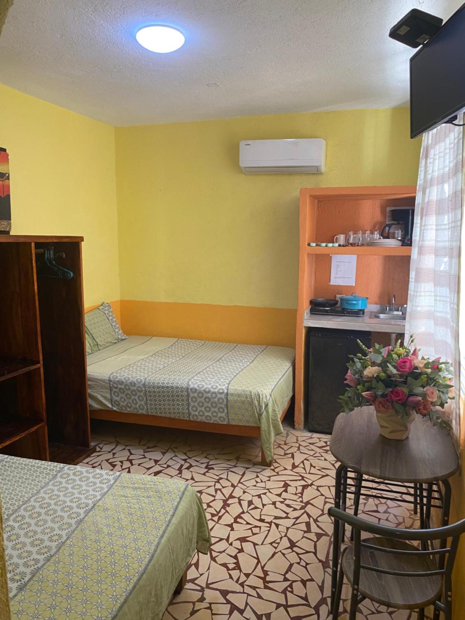 Hotel Las Salinas Сіуатанехо Екстер'єр фото